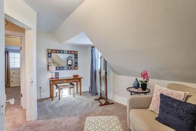 Ev (2 Bedrooms)