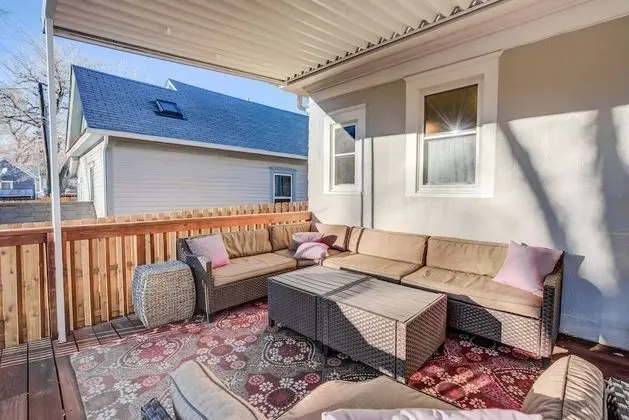 Ev (2 Bedrooms)