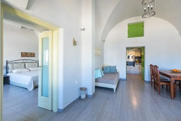 Romantic Villa, 2 Yatak Odası, Bahçeli
