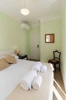 Deluxe Tek Büyük veya İki Ayrı Yataklı Oda, Balkon