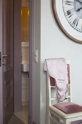 Basic Tek Büyük Yataklı Oda