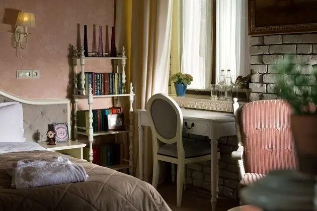 Superior Tek Büyük veya İki Ayrı Yataklı Oda, Küvet