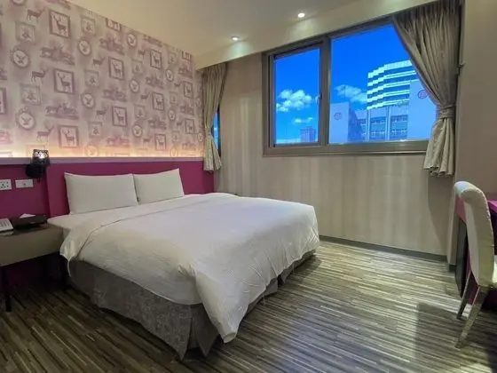 Business Tek Büyük veya İki Ayrı Yataklı Oda