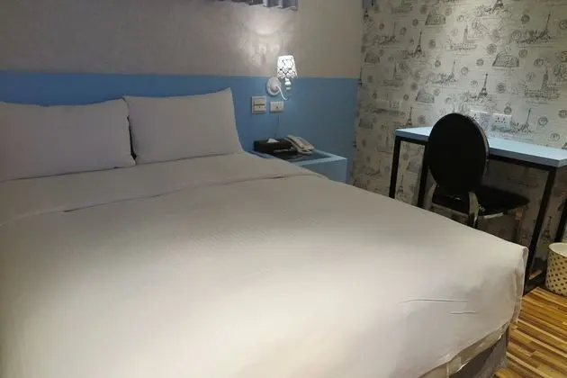 Standard Tek Büyük Yataklı Oda