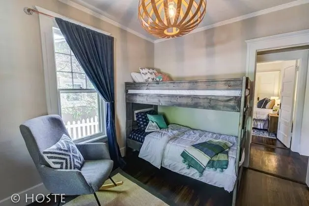 Ev (4 Bedrooms)