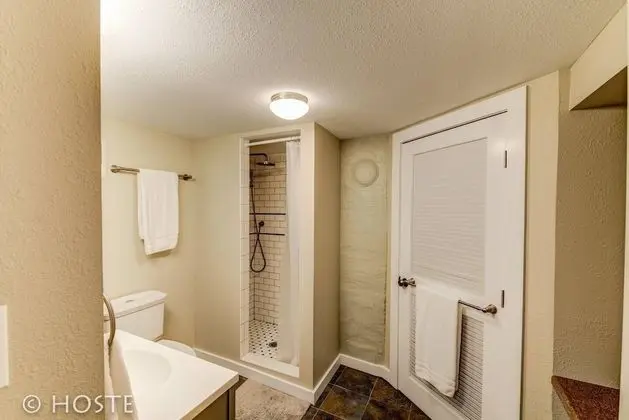 Ev (4 Bedrooms)