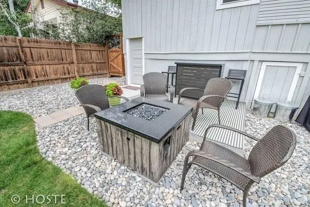 Ev (4 Bedrooms)