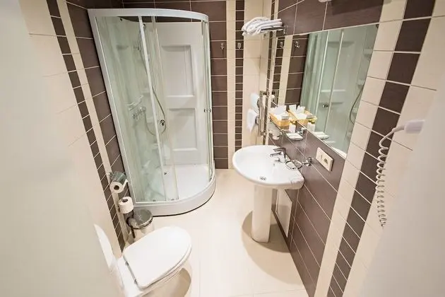 Deluxe Üç Kişilik Oda