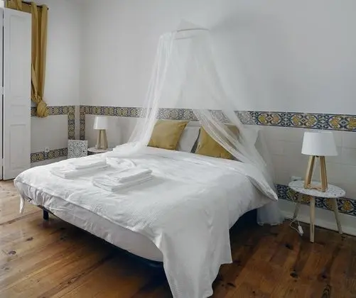 Superior Oda, 1 Büyük (Queen) Boy Yatak (1)