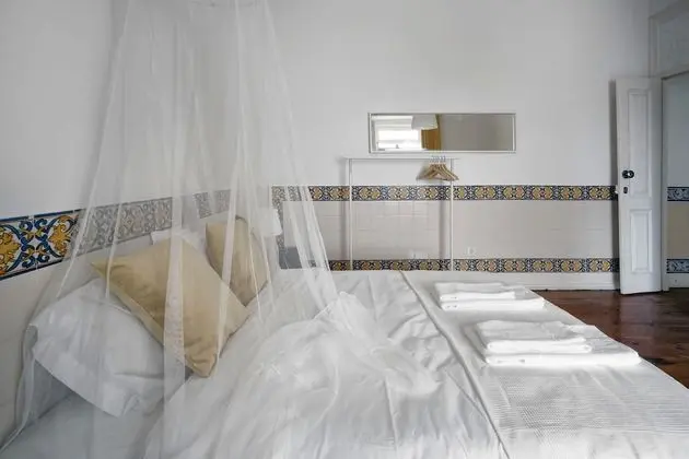 Superior Oda, 1 Büyük (Queen) Boy Yatak (1)