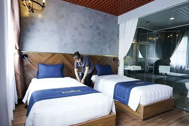 Deluxe Üç Kişilik Oda