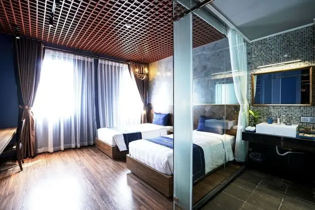 Deluxe Üç Kişilik Oda