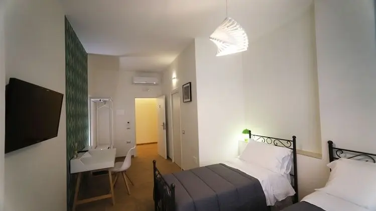 Tek Büyük veya İki Ayrı Yataklı Oda