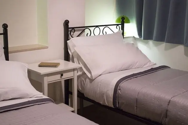 Tek Büyük veya İki Ayrı Yataklı Oda