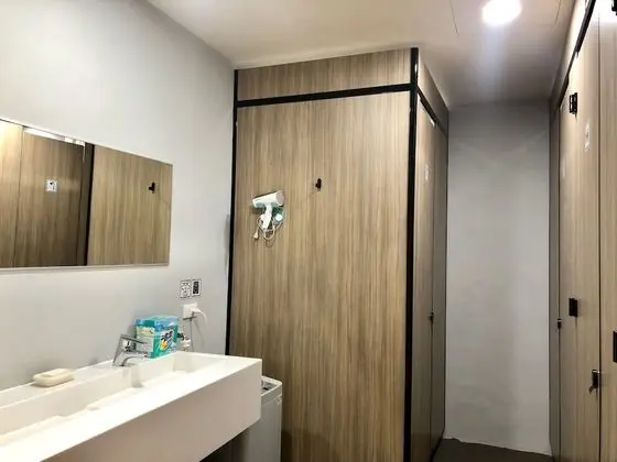 Ortak Ranzalı Oda, Karma Ranzalı Oda, Ortak Banyo