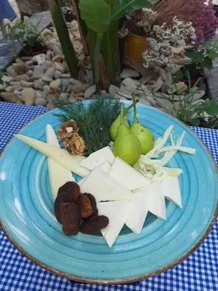 Grand Tek Büyük Yataklı Oda
