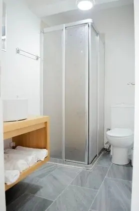 Grand Tek Büyük Yataklı Oda