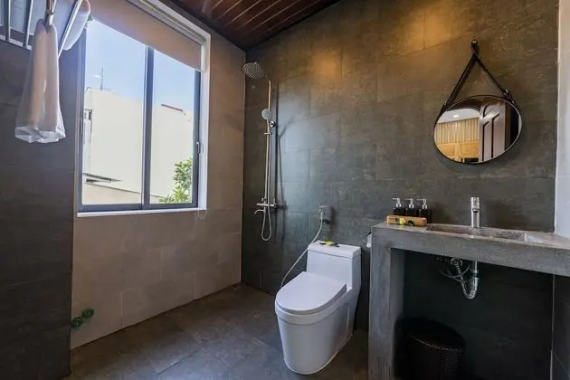 Deluxe Üç Kişilik Oda (with Windows)