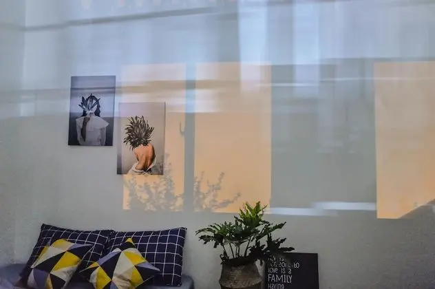 Tek Büyük Yataklı Oda, Balkon