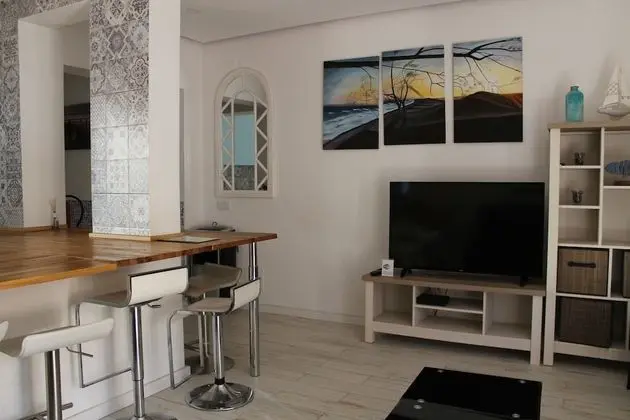 Apart Daire, 4 Yatak Odası, Balkon, Denize Bakan