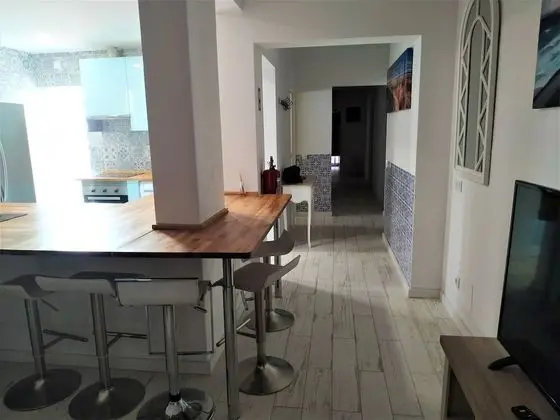 Apart Daire, 4 Yatak Odası, Balkon, Denize Bakan