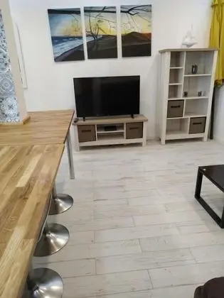 Apart Daire, 4 Yatak Odası, Balkon, Denize Bakan