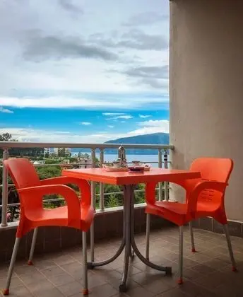 Panoramic Apart Daire, Liman Manzaralı