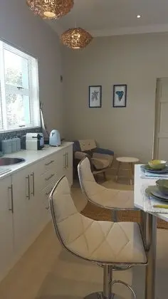 Merlot - Balcony Suite