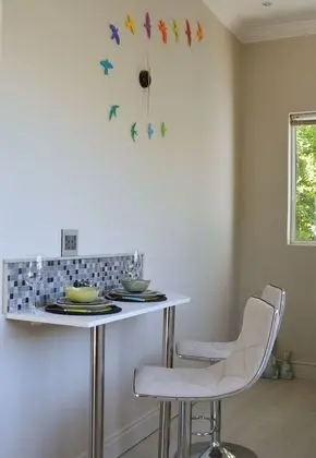 Merlot - Balcony Suite