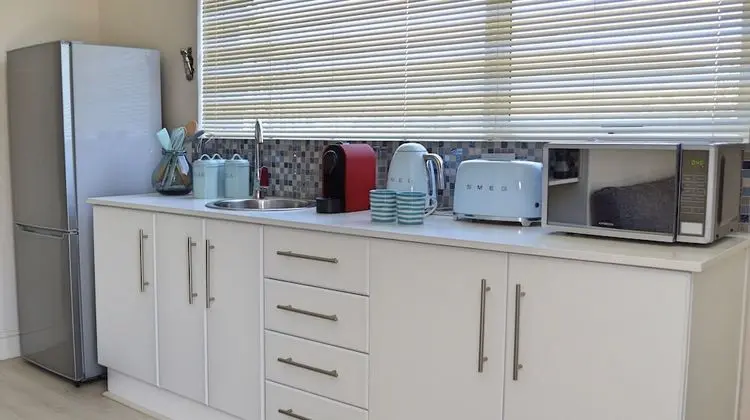 Merlot - Balcony Suite