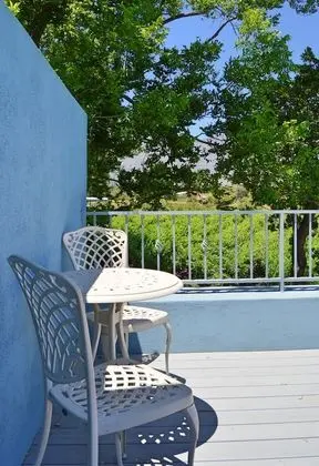 Merlot - Balcony Suite