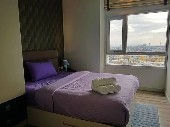 One Bedroom Apartment