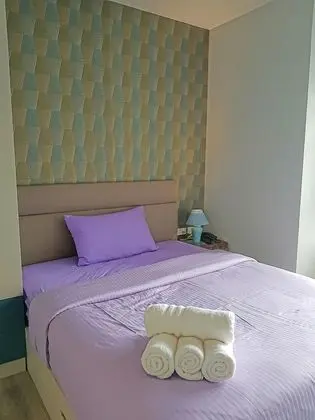 One Bedroom Apartment