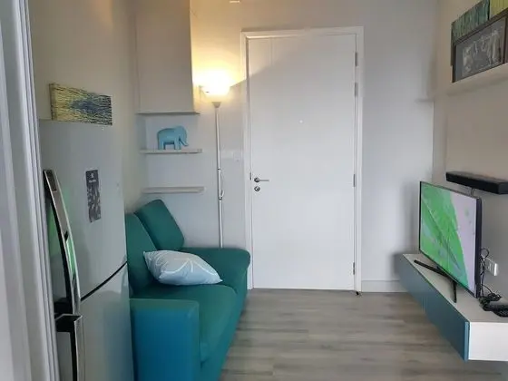 One Bedroom Apartment