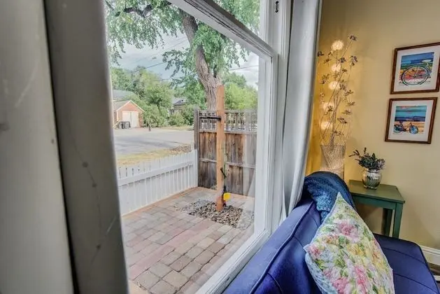 Ev (1 Bedroom)