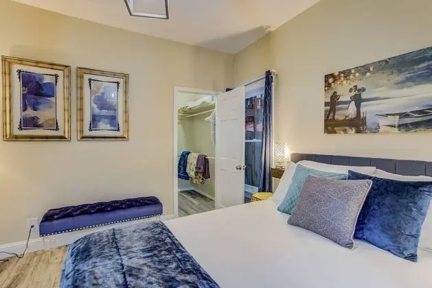Ev (1 Bedroom)