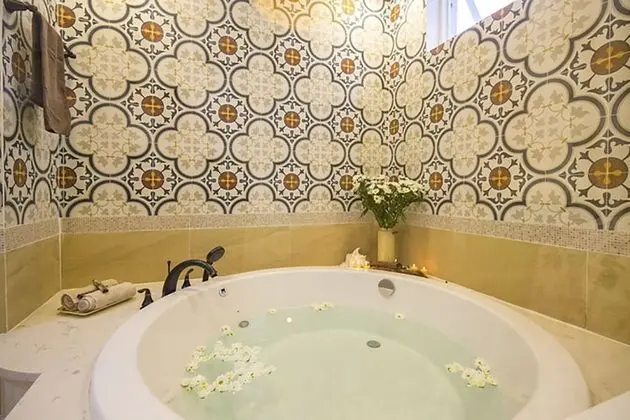 Luxury Apart Daire, 1 En Büyük (King) Boy Yatak, Engellilere Uygun, Sigara İçilmez
