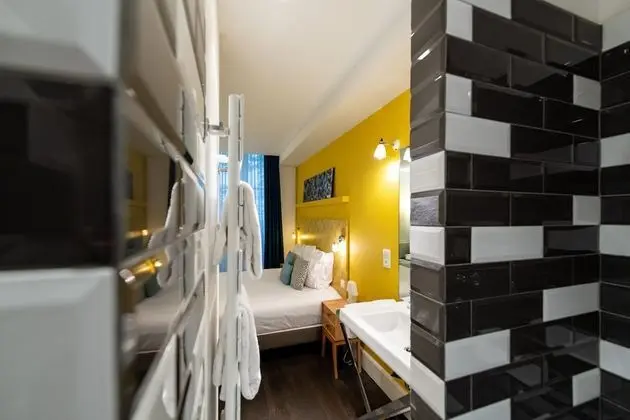 Superior Tek Büyük Yataklı Oda