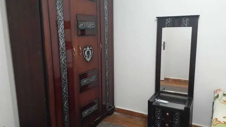 AB1302
