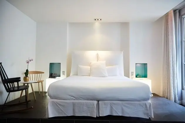 Deluxe Tek Büyük veya İki Ayrı Yataklı Oda, Avlu Manzaralı