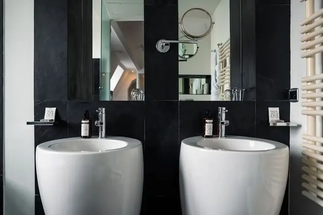 Deluxe Tek Büyük veya İki Ayrı Yataklı Oda, Avlu Manzaralı