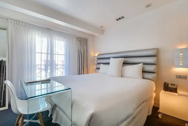 Superior Tek Büyük veya İki Ayrı Yataklı Oda