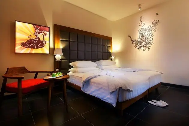 Deluxe Tek Büyük veya İki Ayrı Yataklı Oda