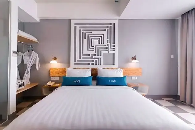 Superior Oda, Şehir Manzaralı