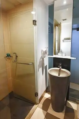 Superior Oda, Şehir Manzaralı