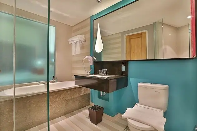 THE 1O1 Suite