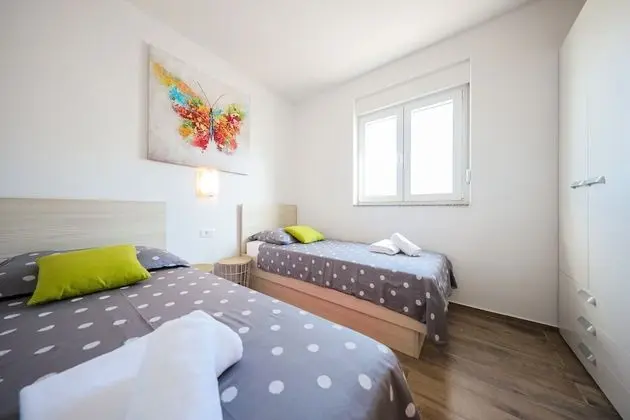 Apart Daire, 2 Yatak Odası, Bahçe Manzaralı