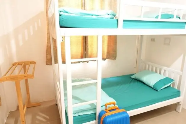 Budget bunk with Shared bathroom