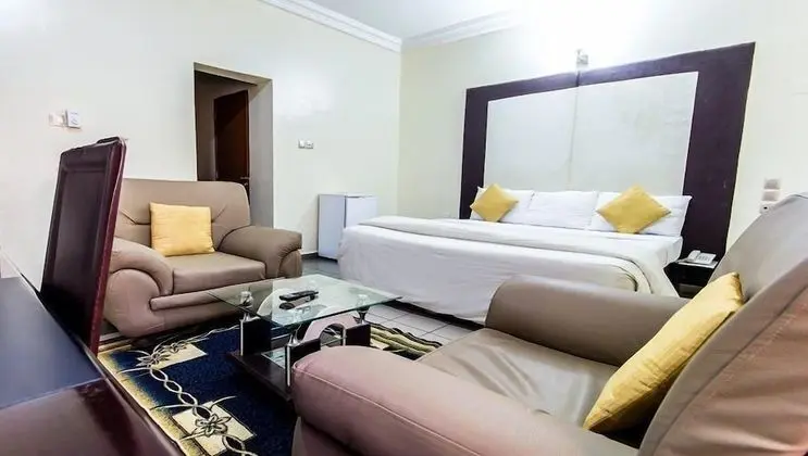 Diplomatic Room, 1 King Bed