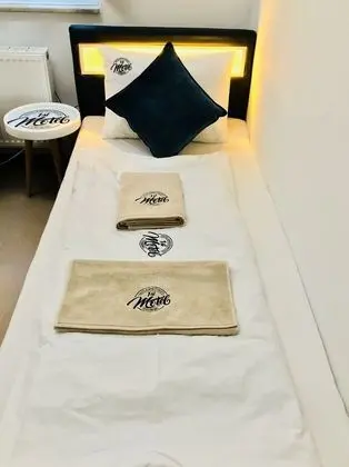 Basic Tek Büyük Yataklı Oda, Ortak Banyo
